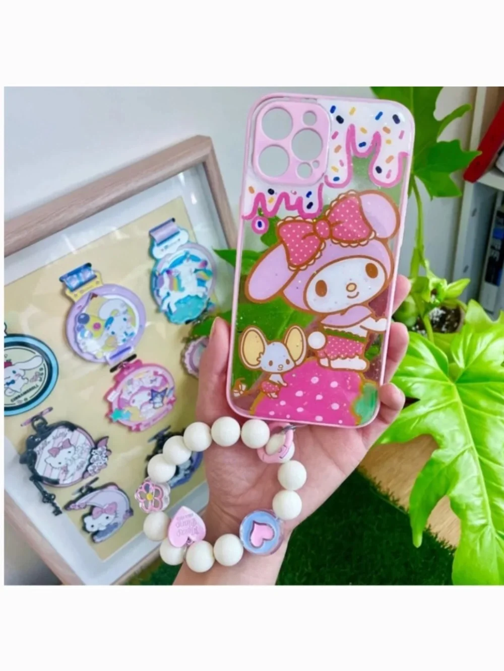 iPhone 13promax cartoon case.Handmade cute case with free gift beads chain